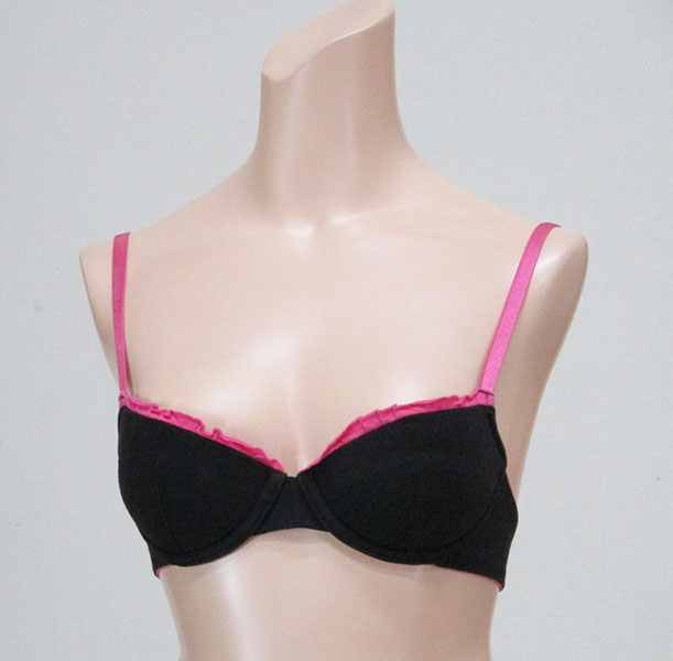 ブラジャー