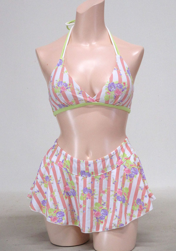 カジュアル水着（ビキニ・ショートパンツ付）